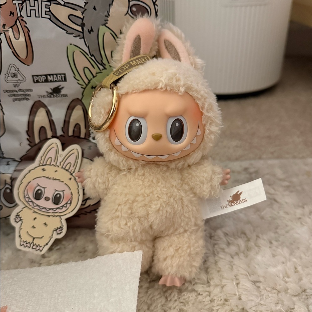 Labubu – Exciting Macaron Series Soymilk